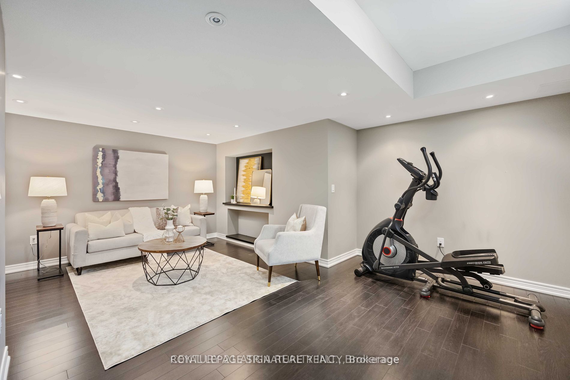 3 Via Toscana Rd