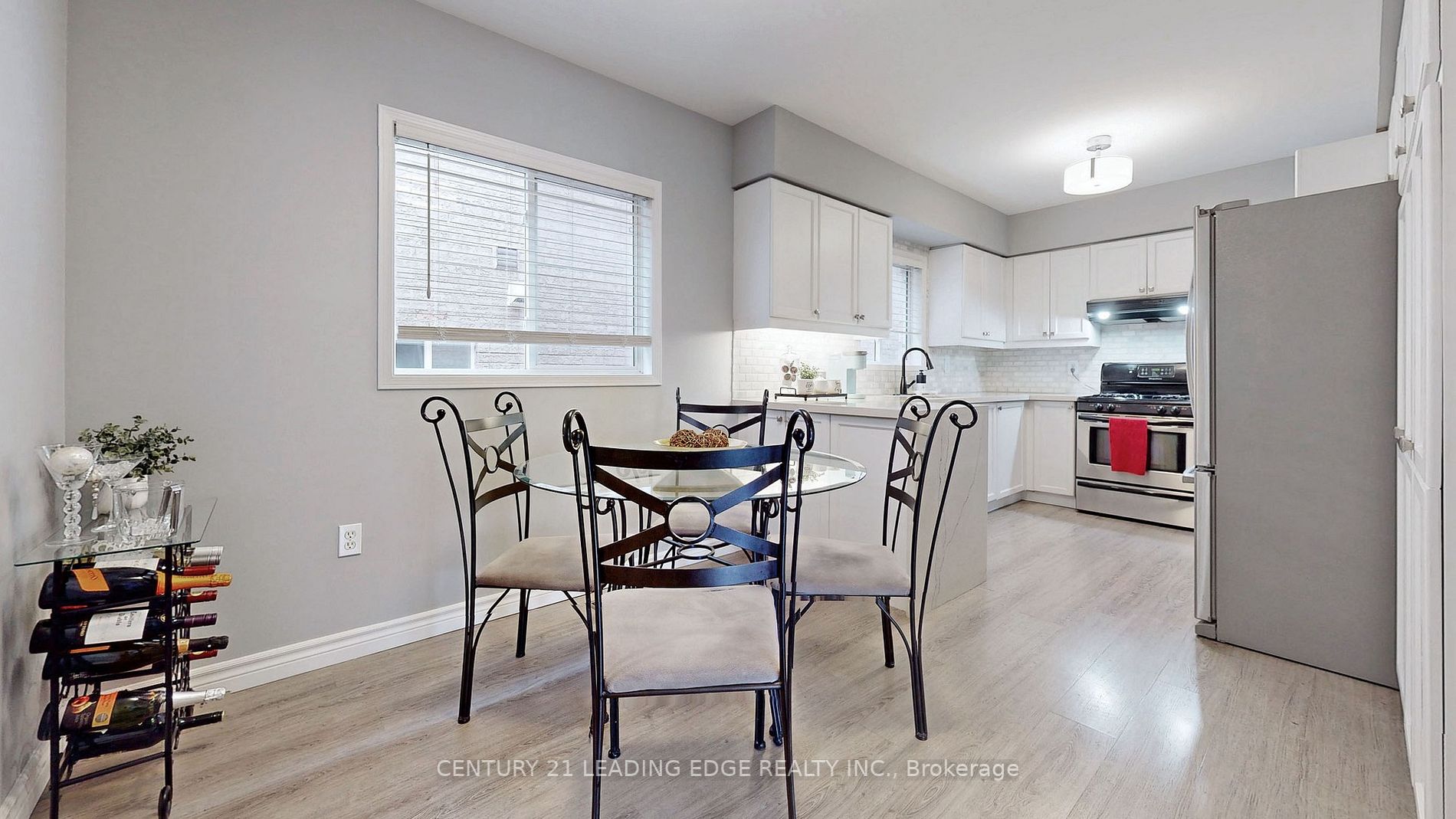 104 Fadine Rd