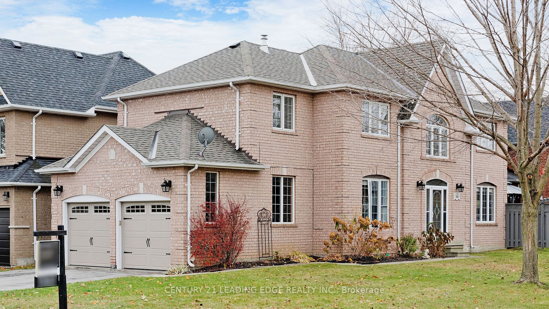 104 Fadine Rd