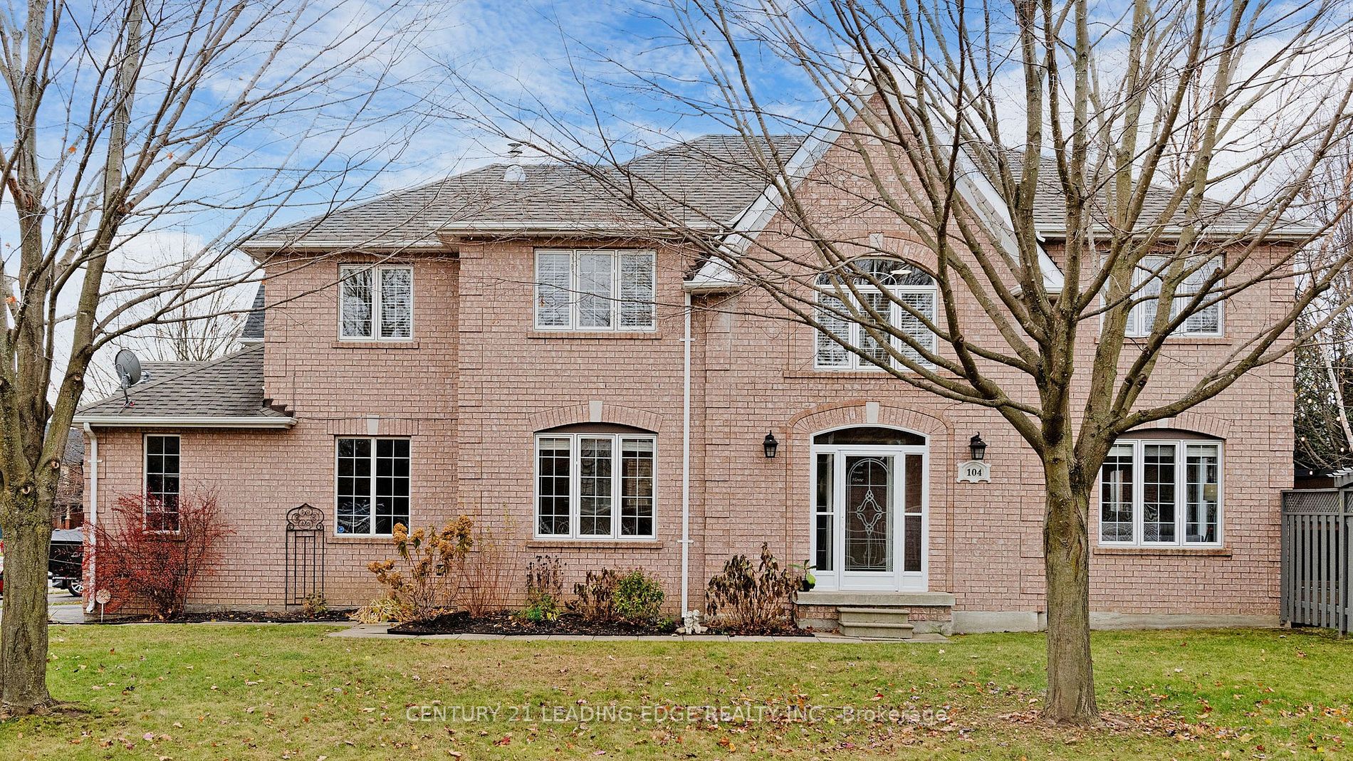 104 Fadine Rd