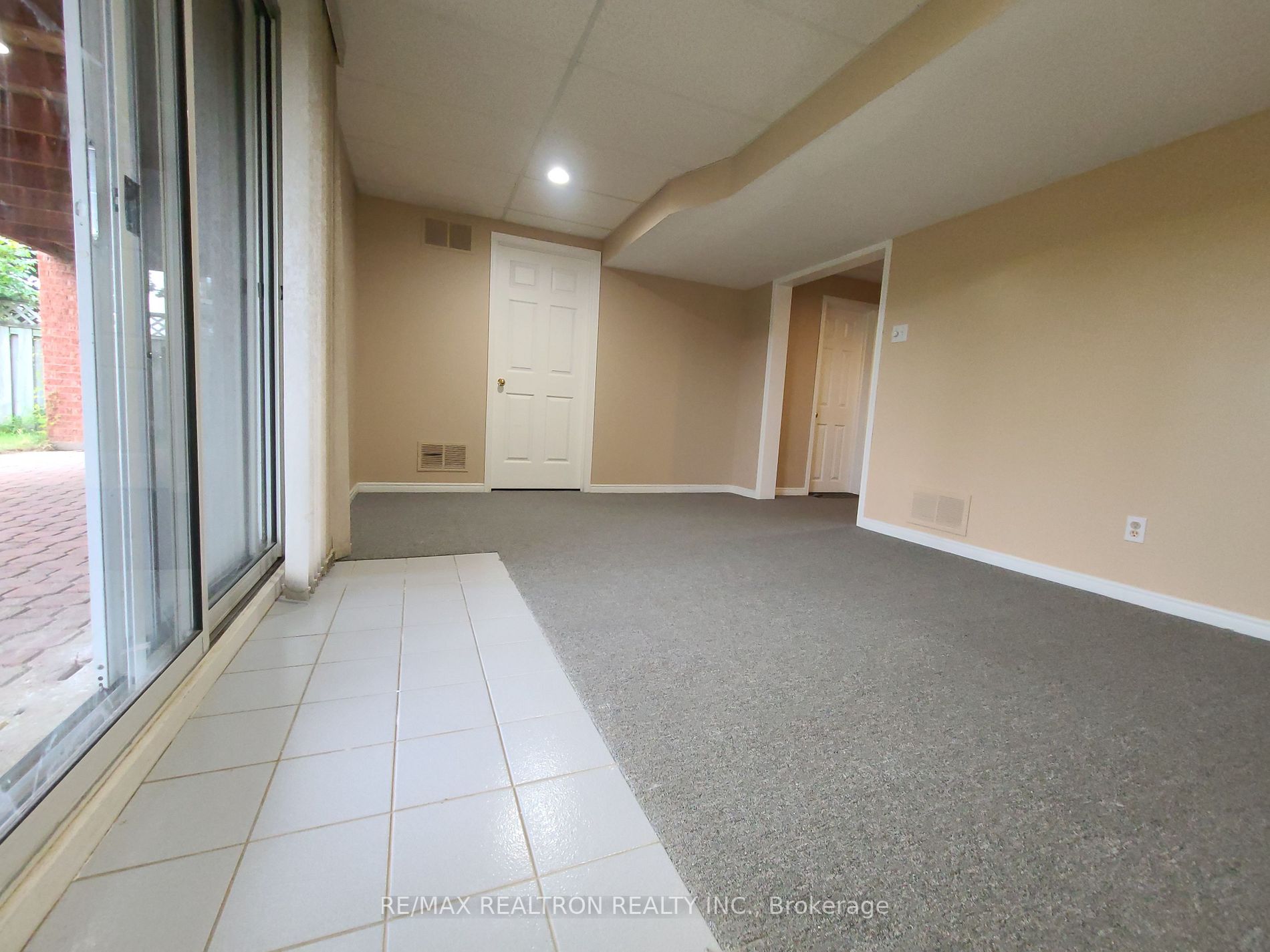 21 Parkside Crt
