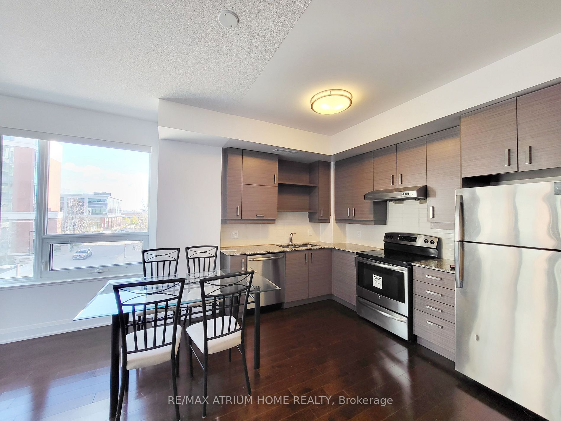 1 Uptown Dr, #317