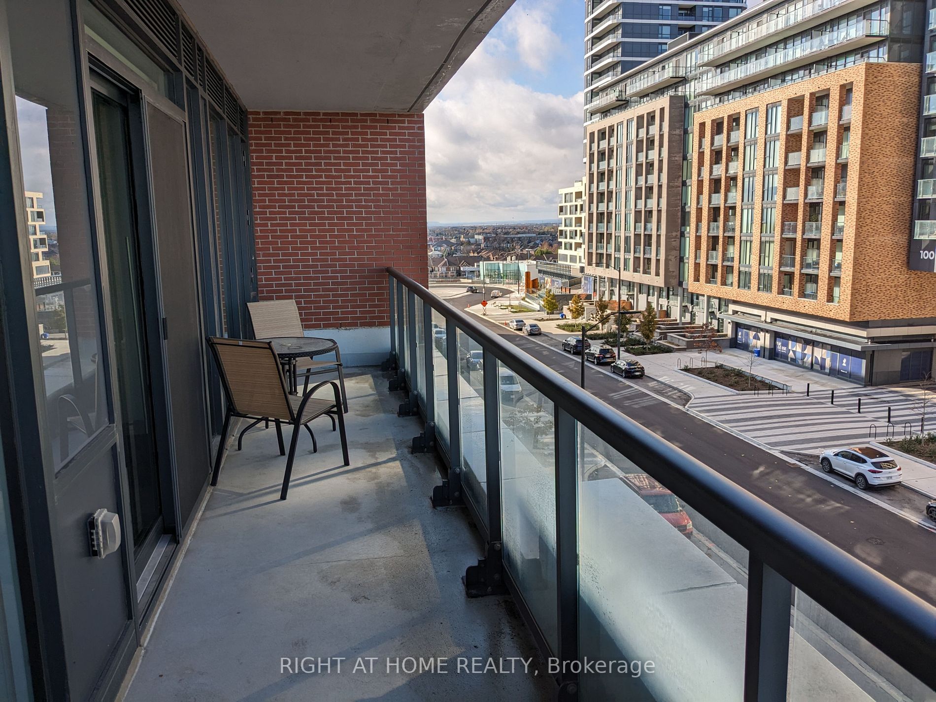 99 Eagle Rock Way, #402
