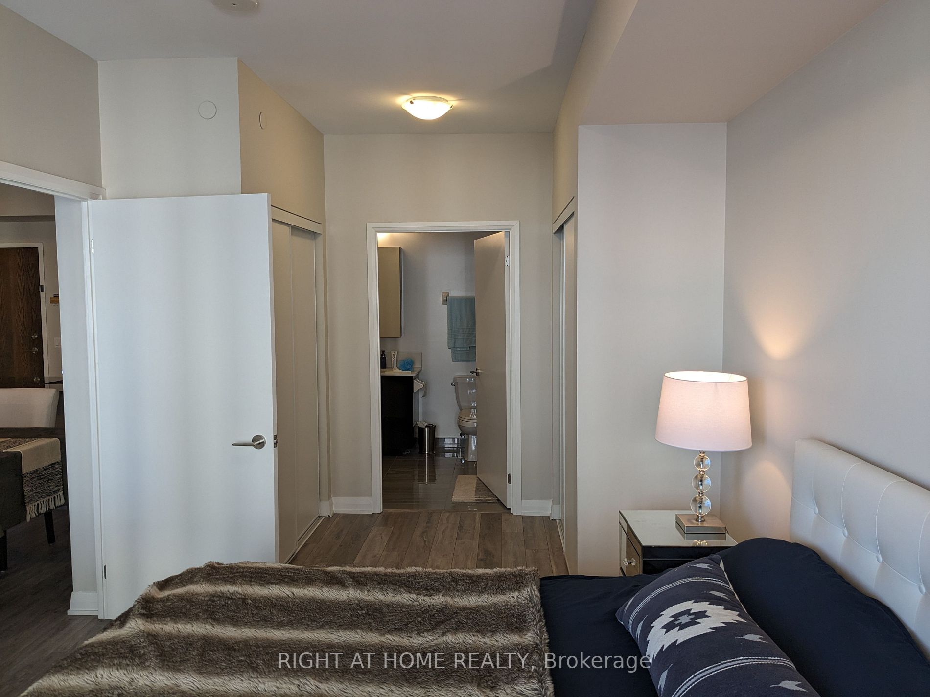 99 Eagle Rock Way, #402