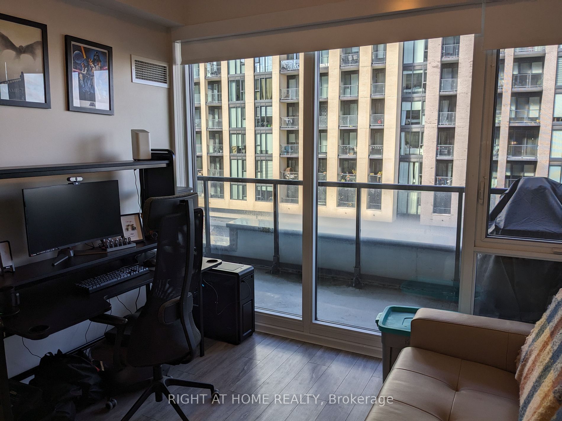 99 Eagle Rock Way, #402