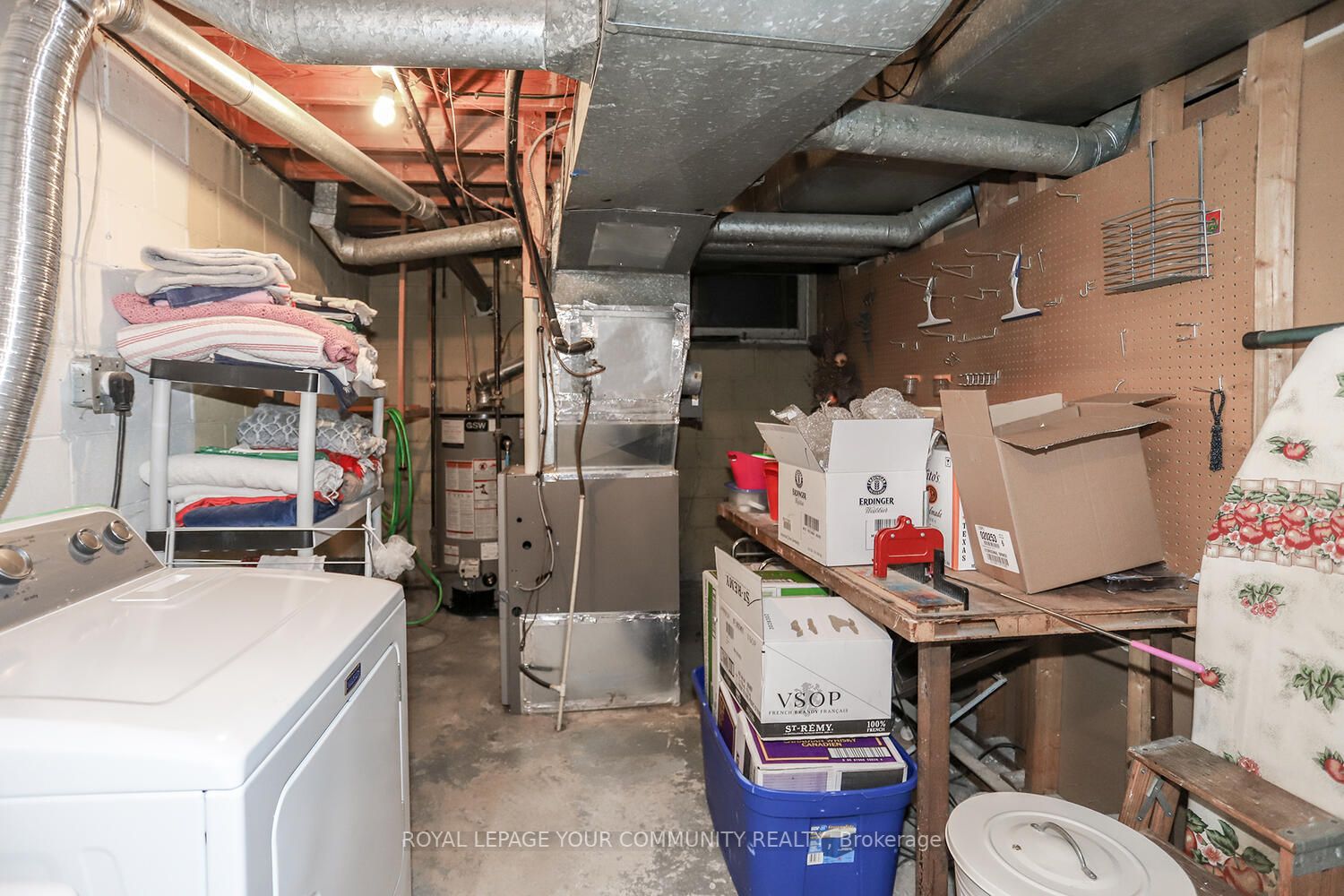 37 Harriman Rd