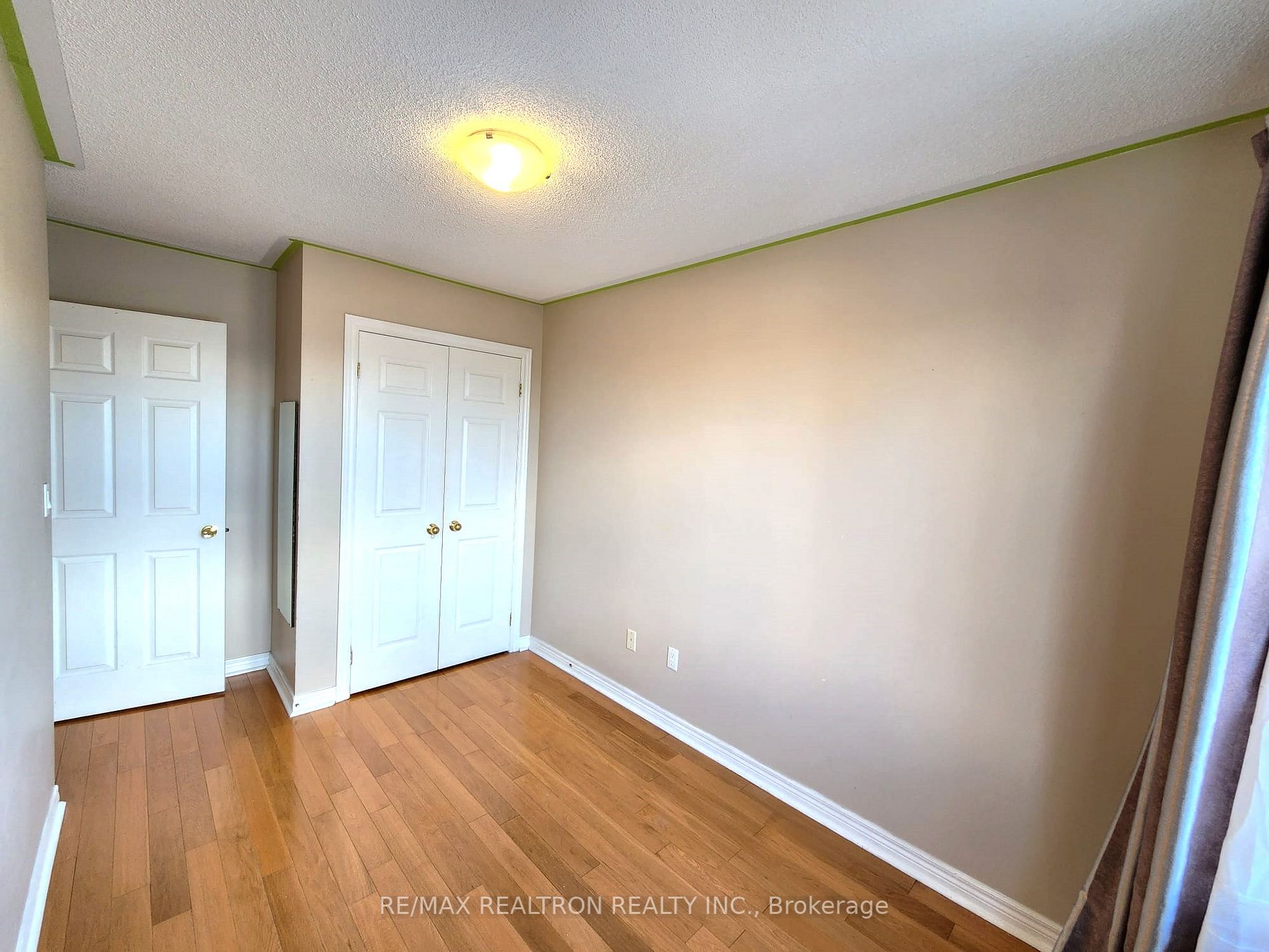 17 Carnation Rd
