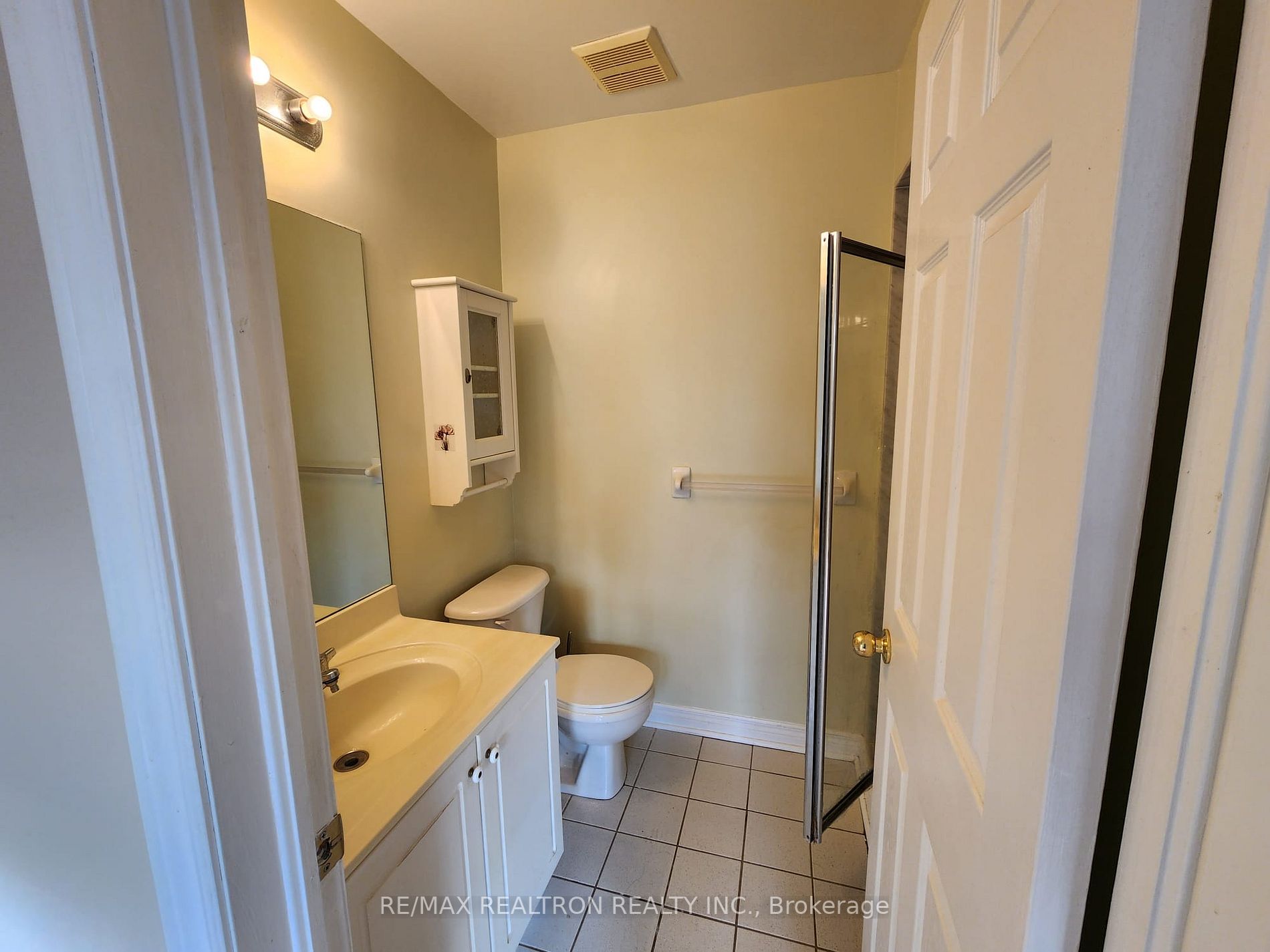 17 Carnation Rd