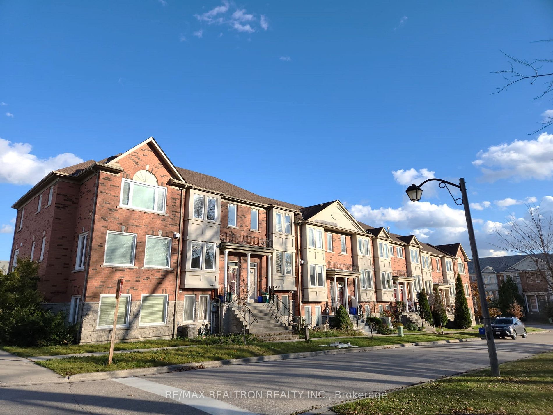17 Carnation Rd