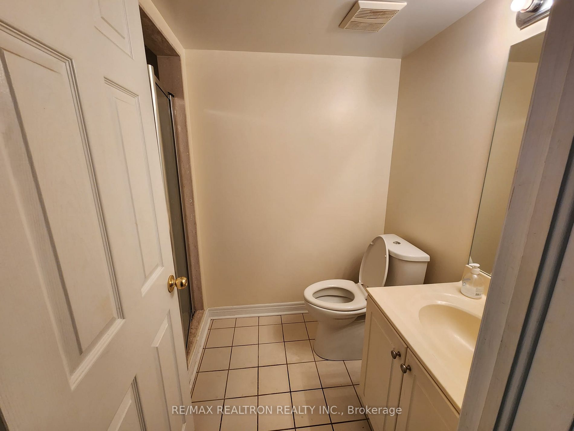 17 Carnation Rd