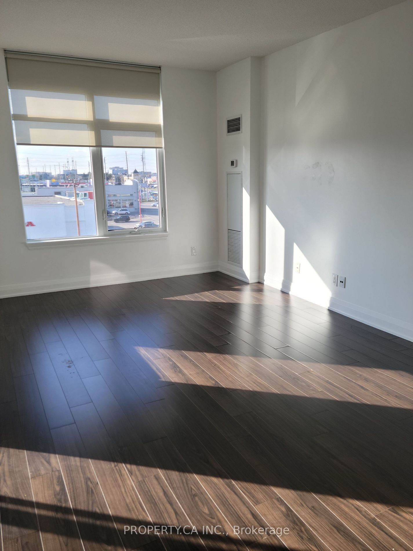12 Woodstream Blvd, #407