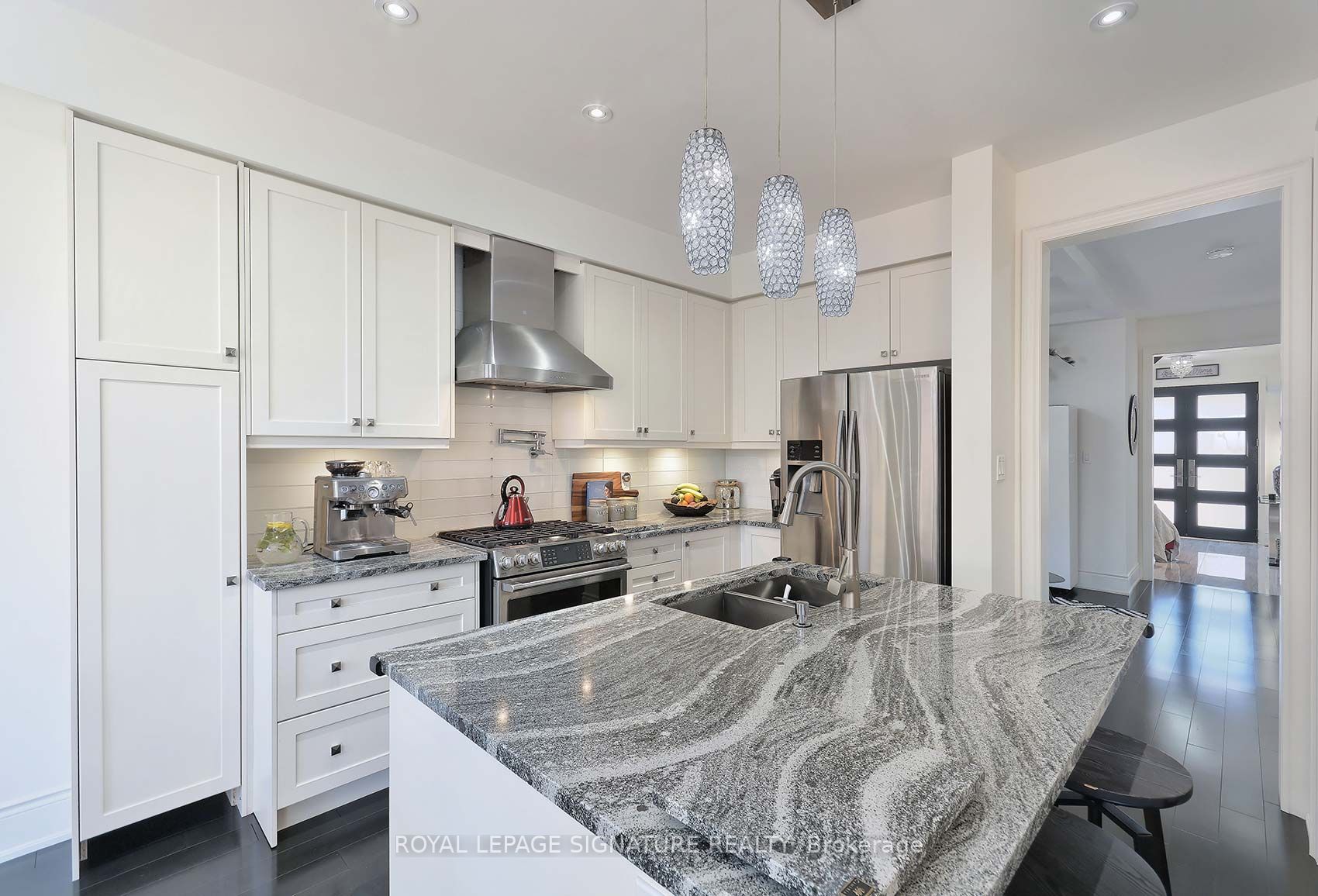 11 Nocturne Ave