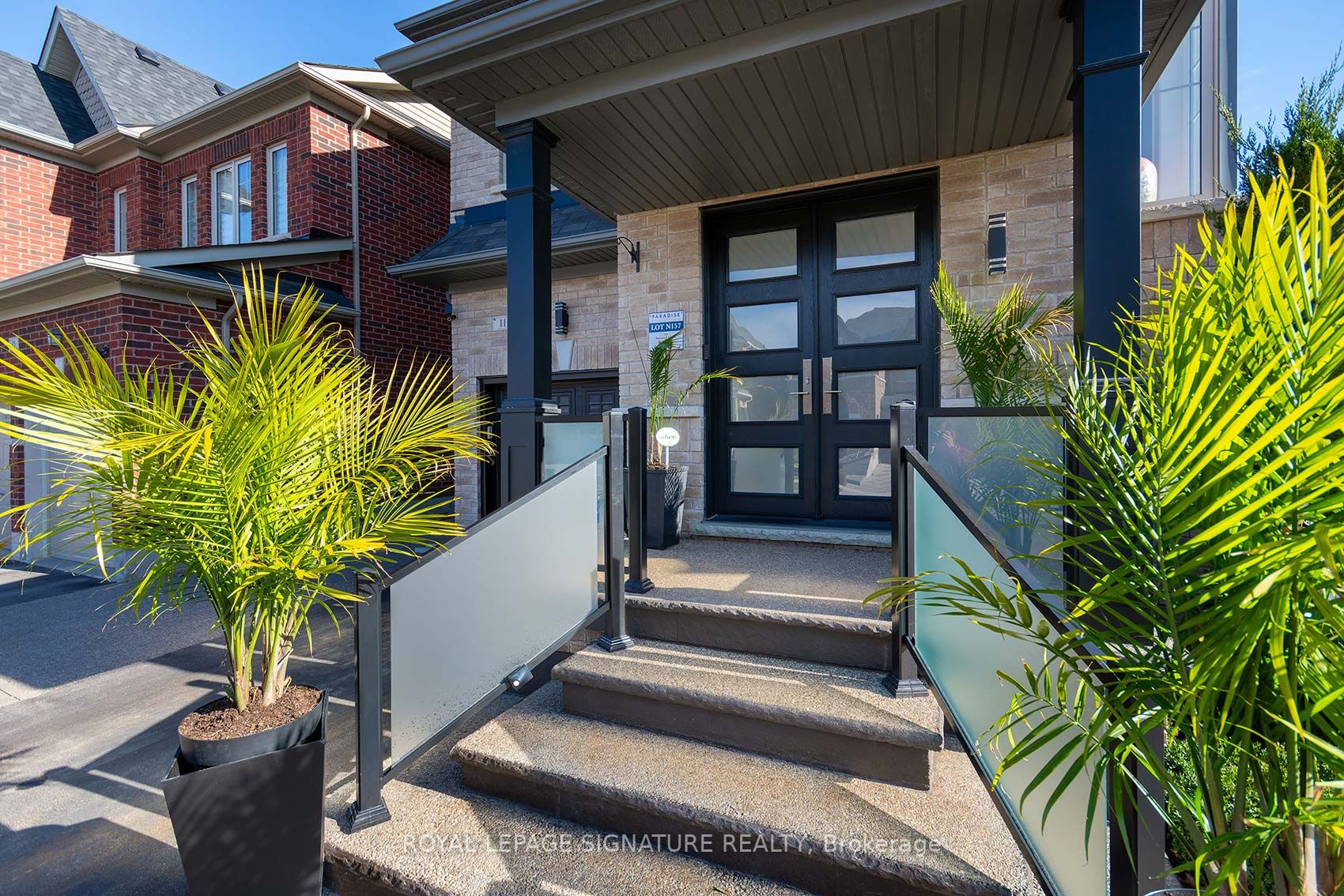 11 Nocturne Ave