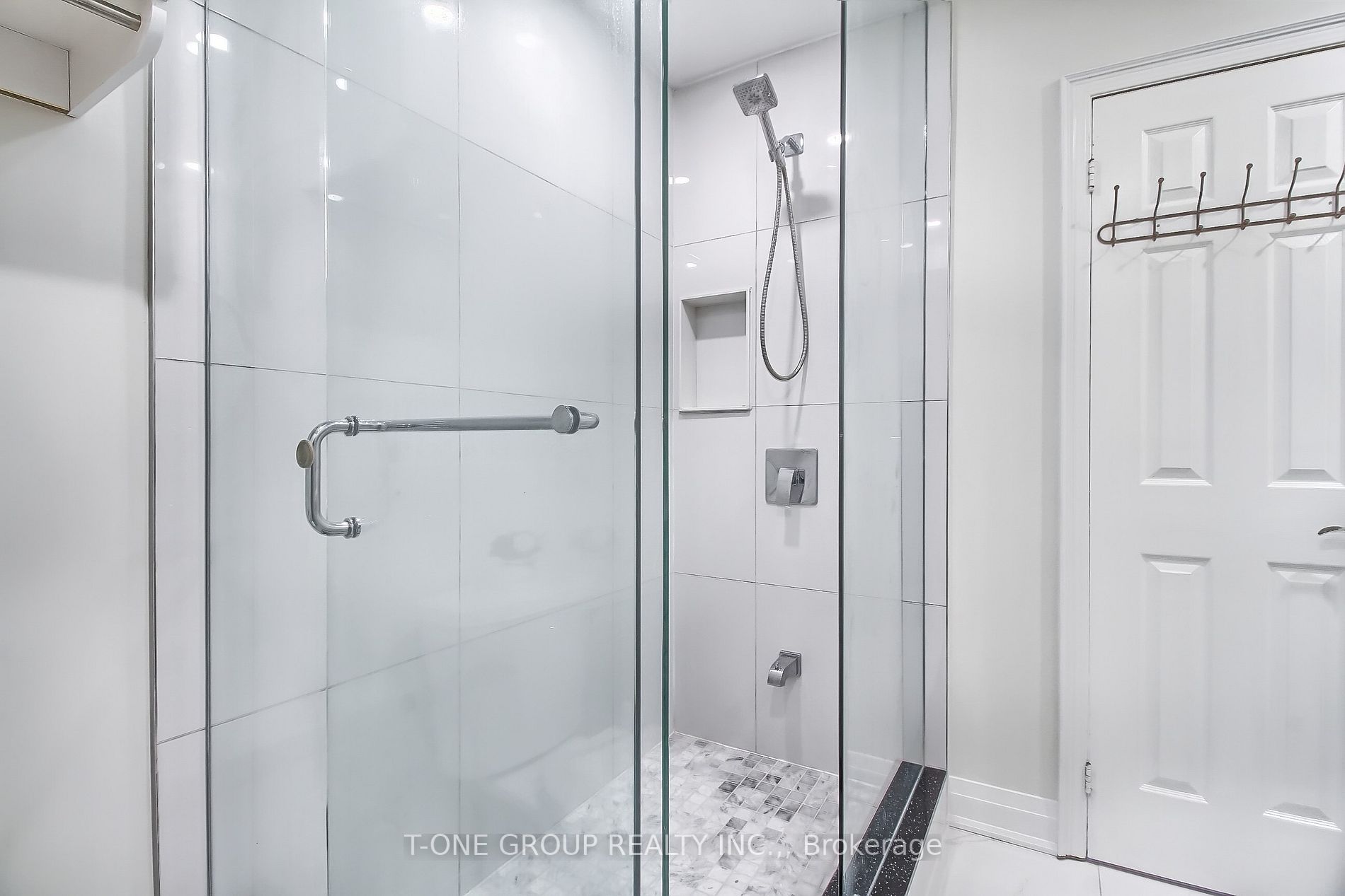 30 Sophia Rd