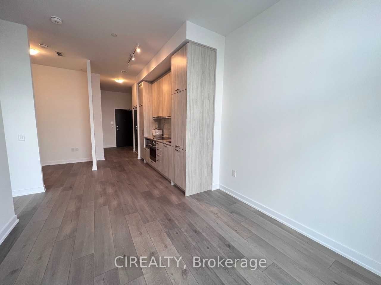 10 Honeycrisp Cres, #319