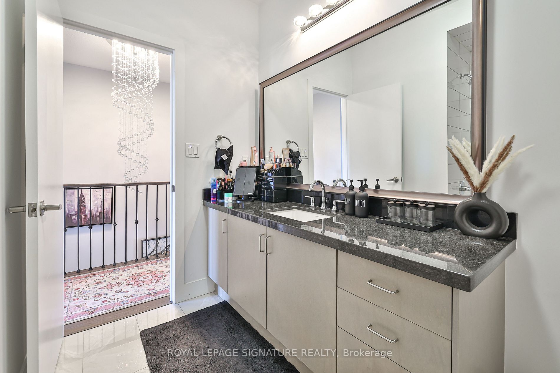 362 Elyse Crt