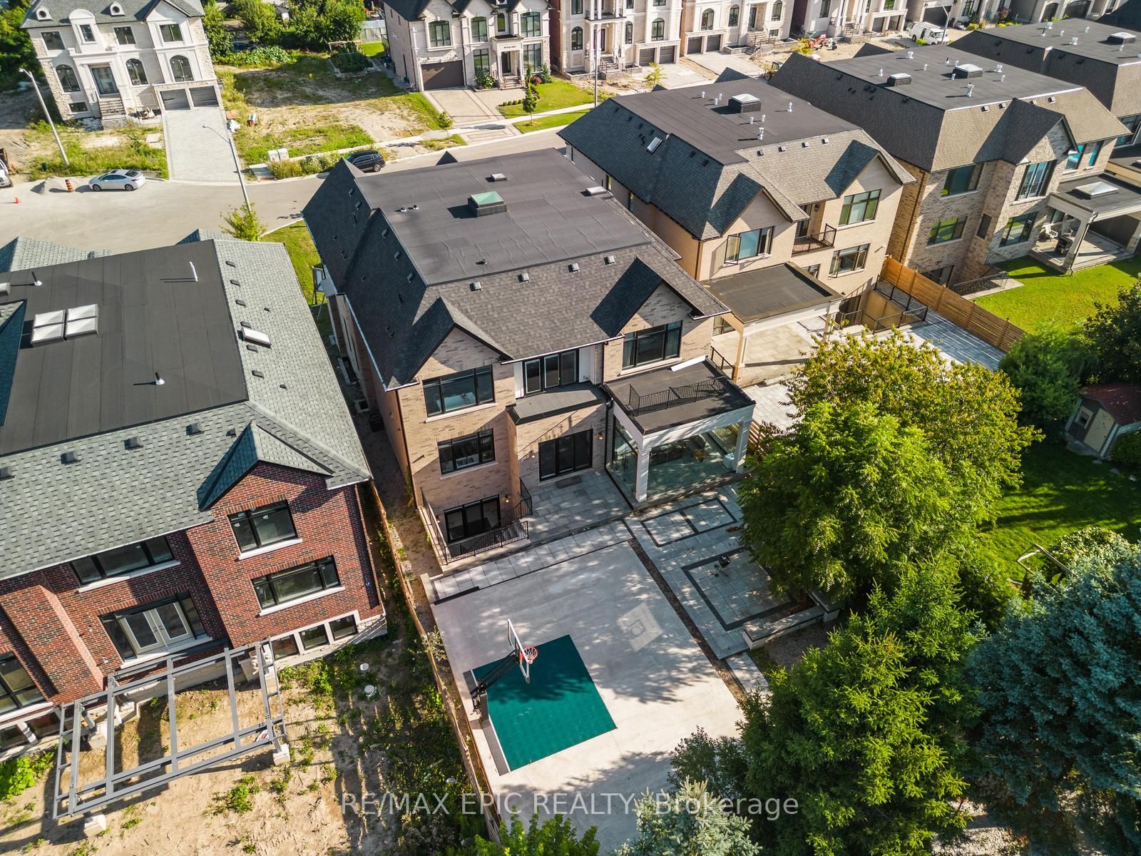 106 Dexter Rd