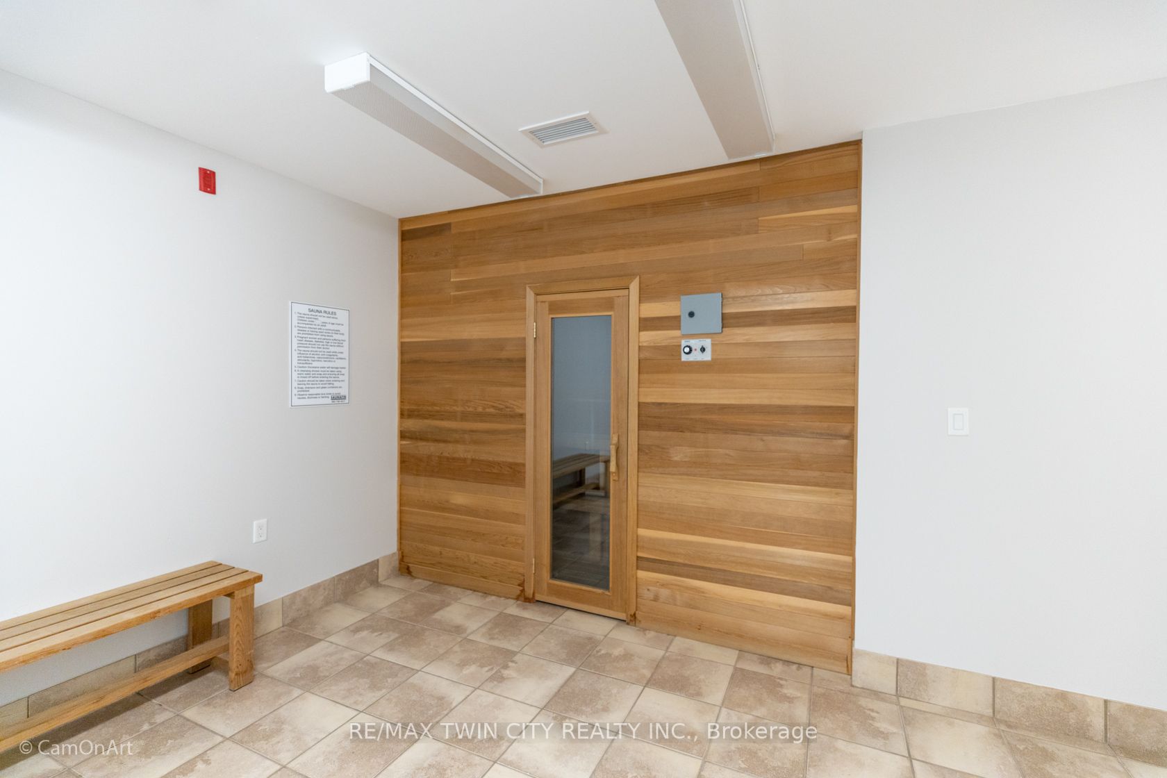 15450 Yonge St, #209