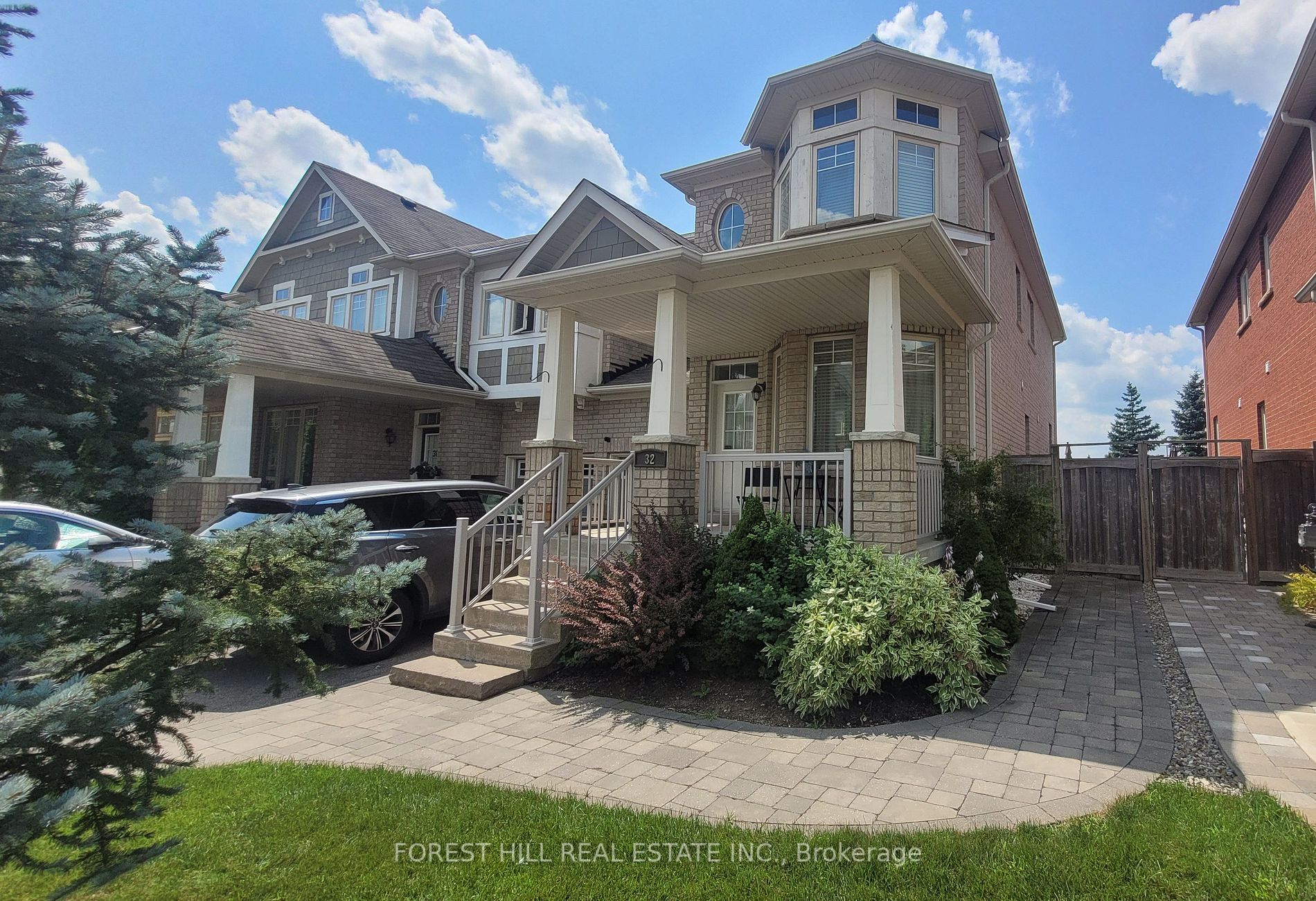 32 Windrow St