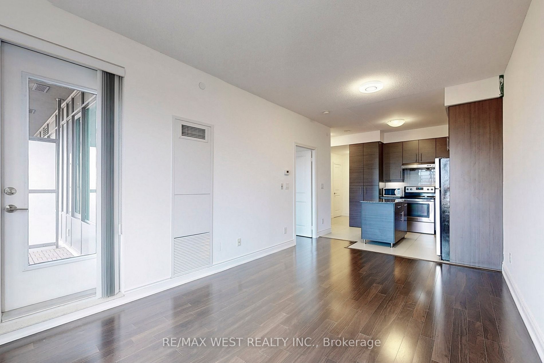 325 South Park Rd, #701