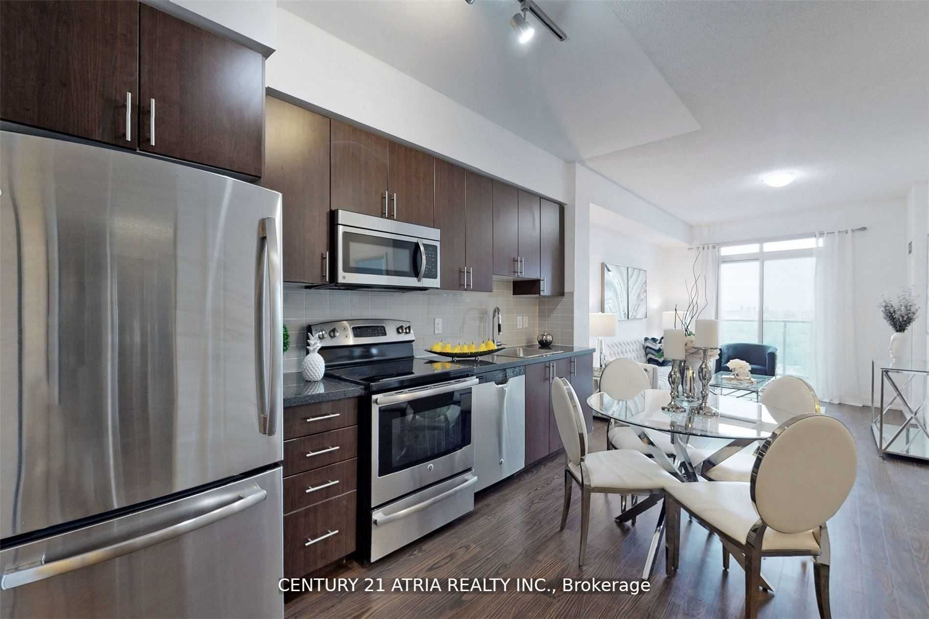 7161 Yonge St, #1527
