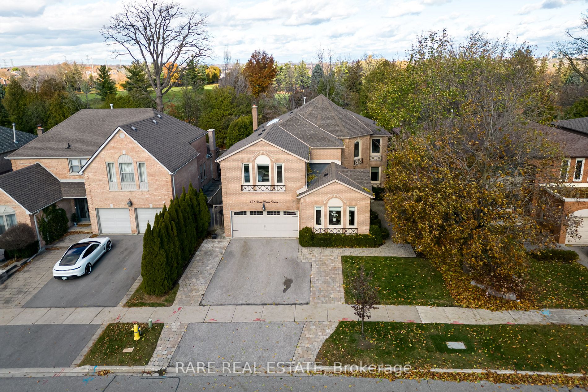 171 Rose Green Dr
