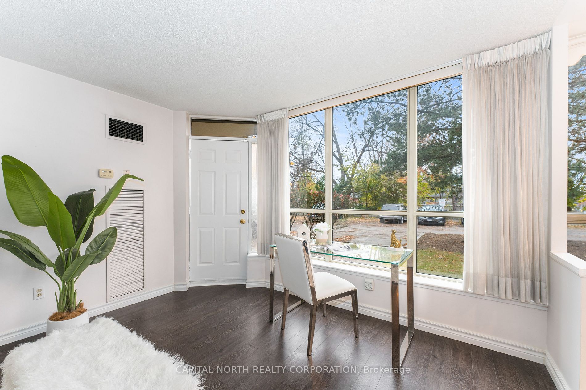 14924 Yonge St, #117