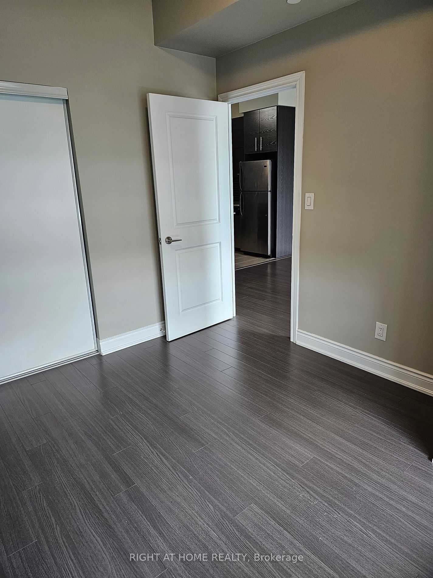 325 South Park Rd, #511