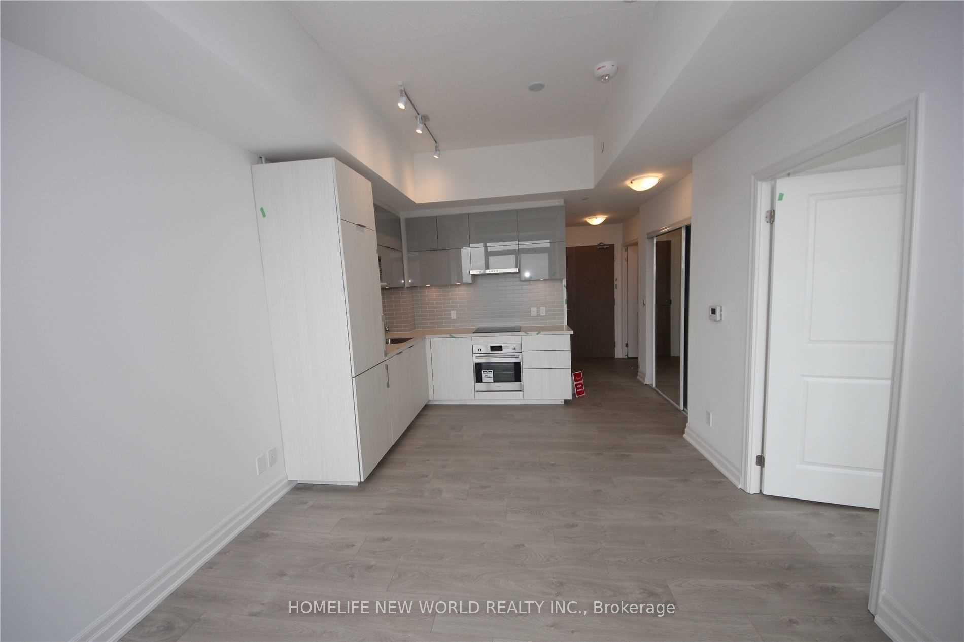 8 Rouge Valley Dr W, #1210B