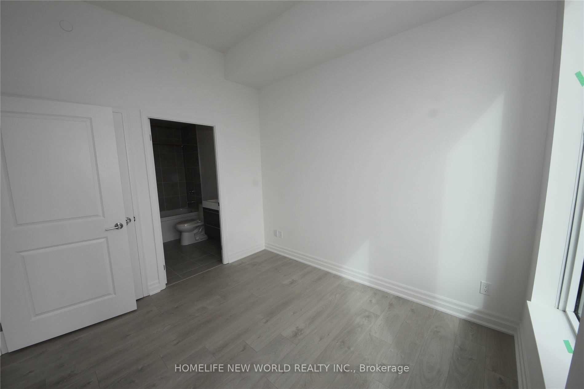 8 Rouge Valley Dr W, #1210B