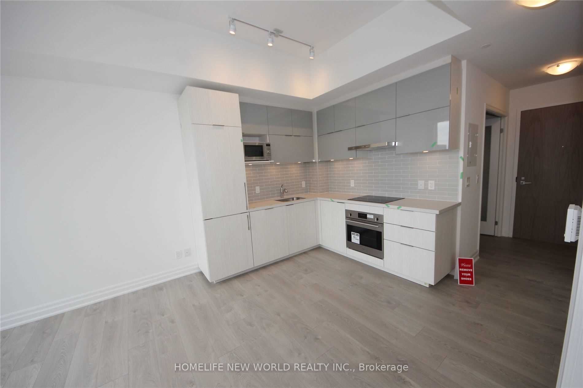 8 Rouge Valley Dr W, #1210B