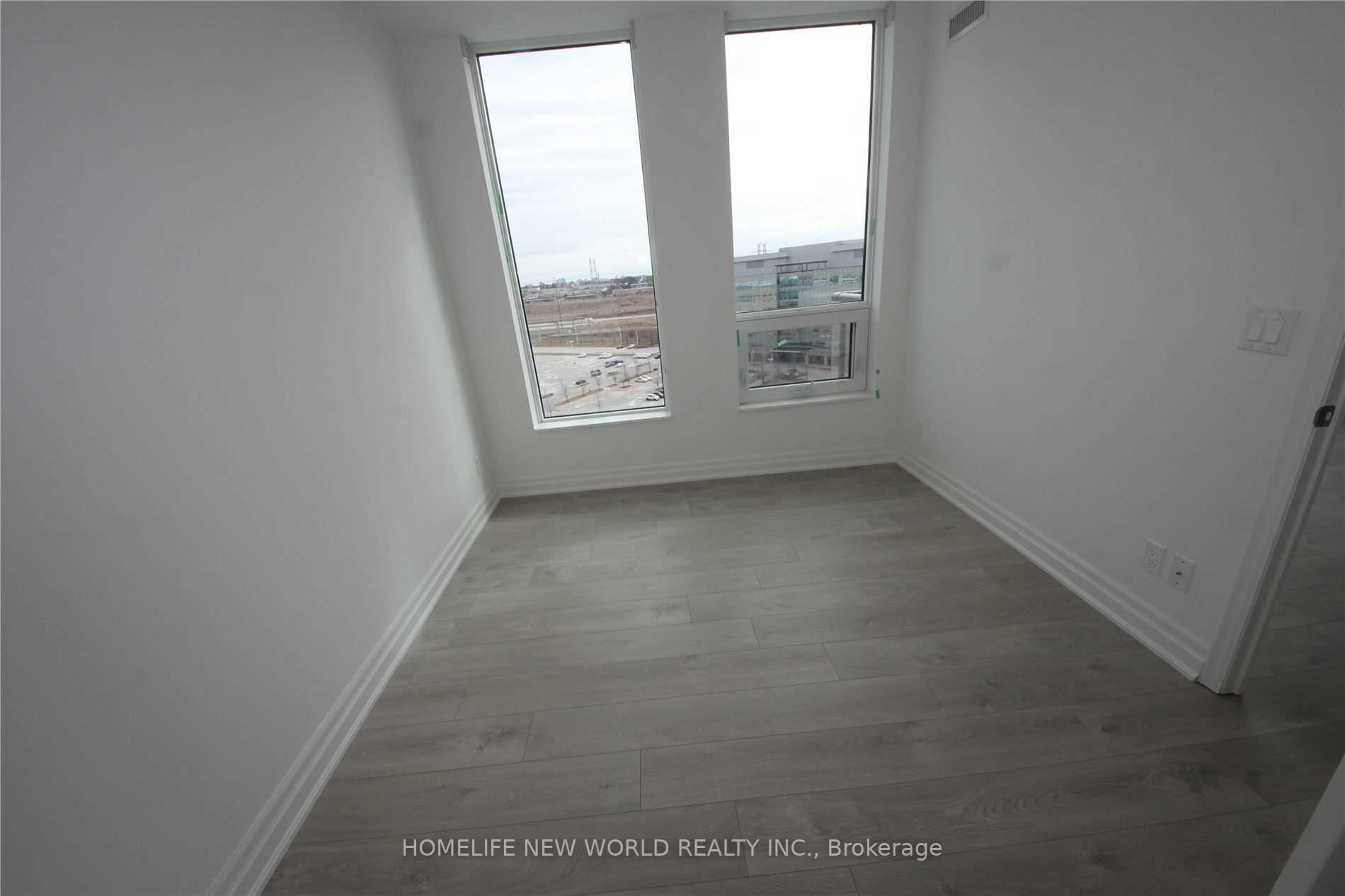8 Rouge Valley Dr W, #1210B