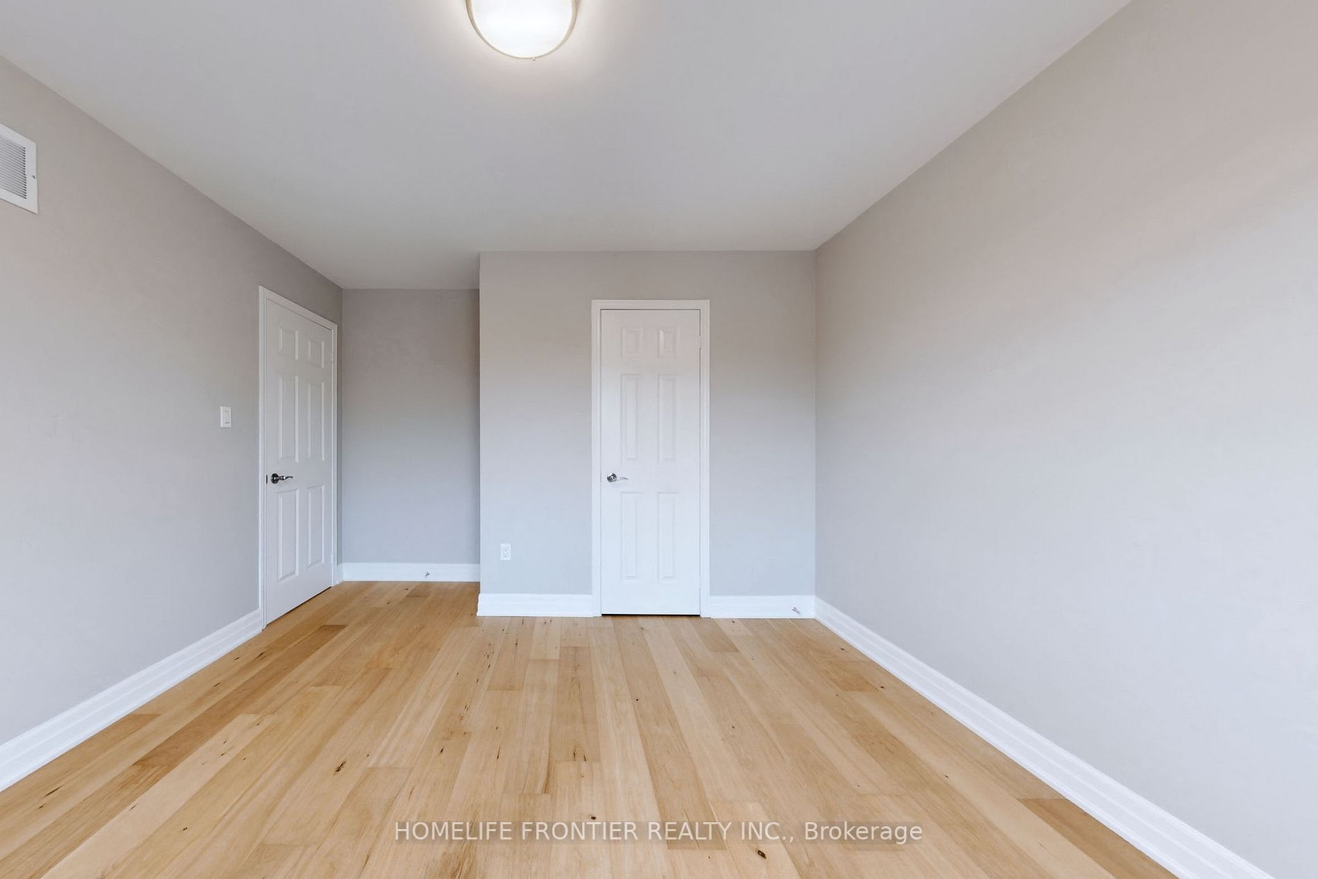 10 Delattaye Ave