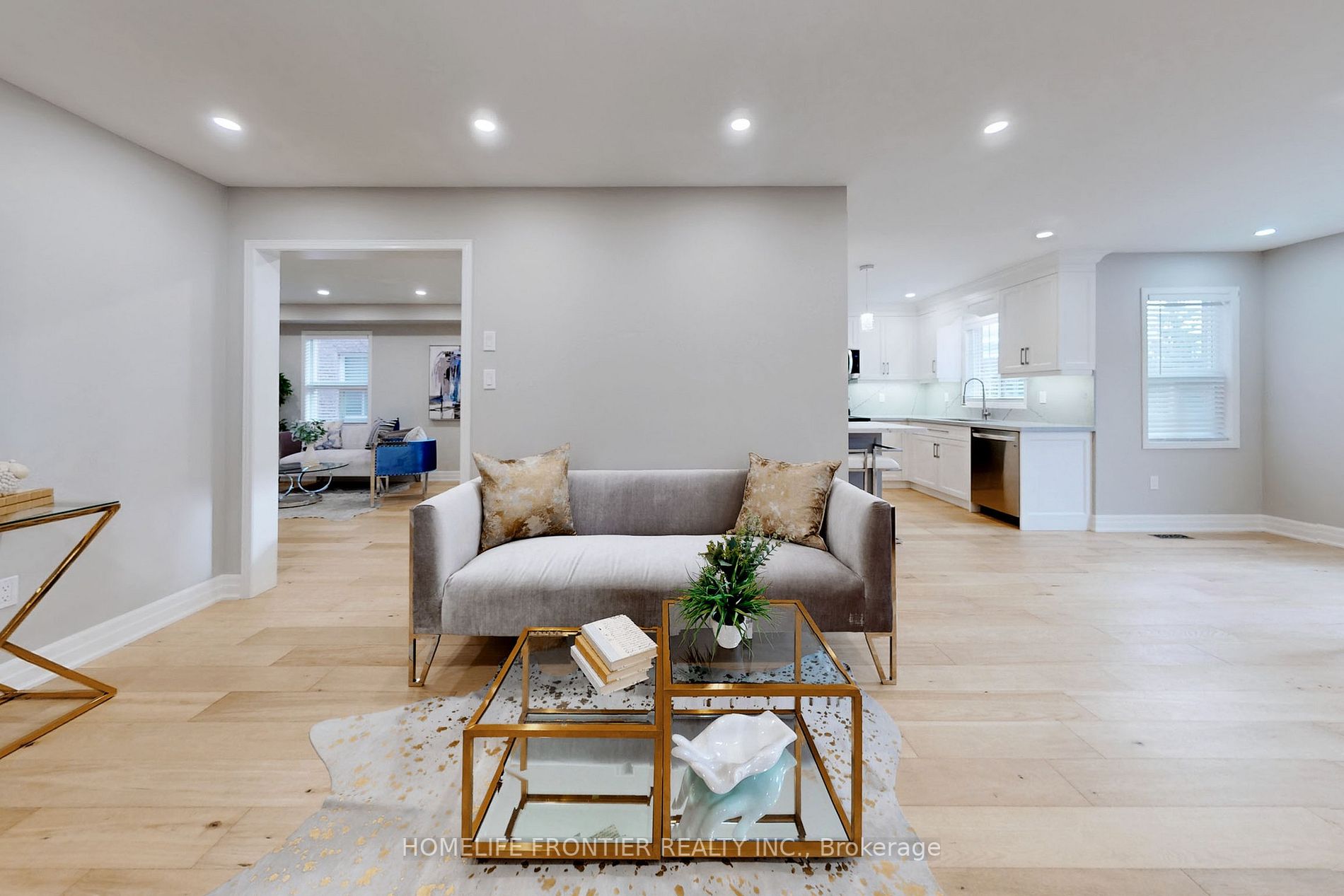 10 Delattaye Ave