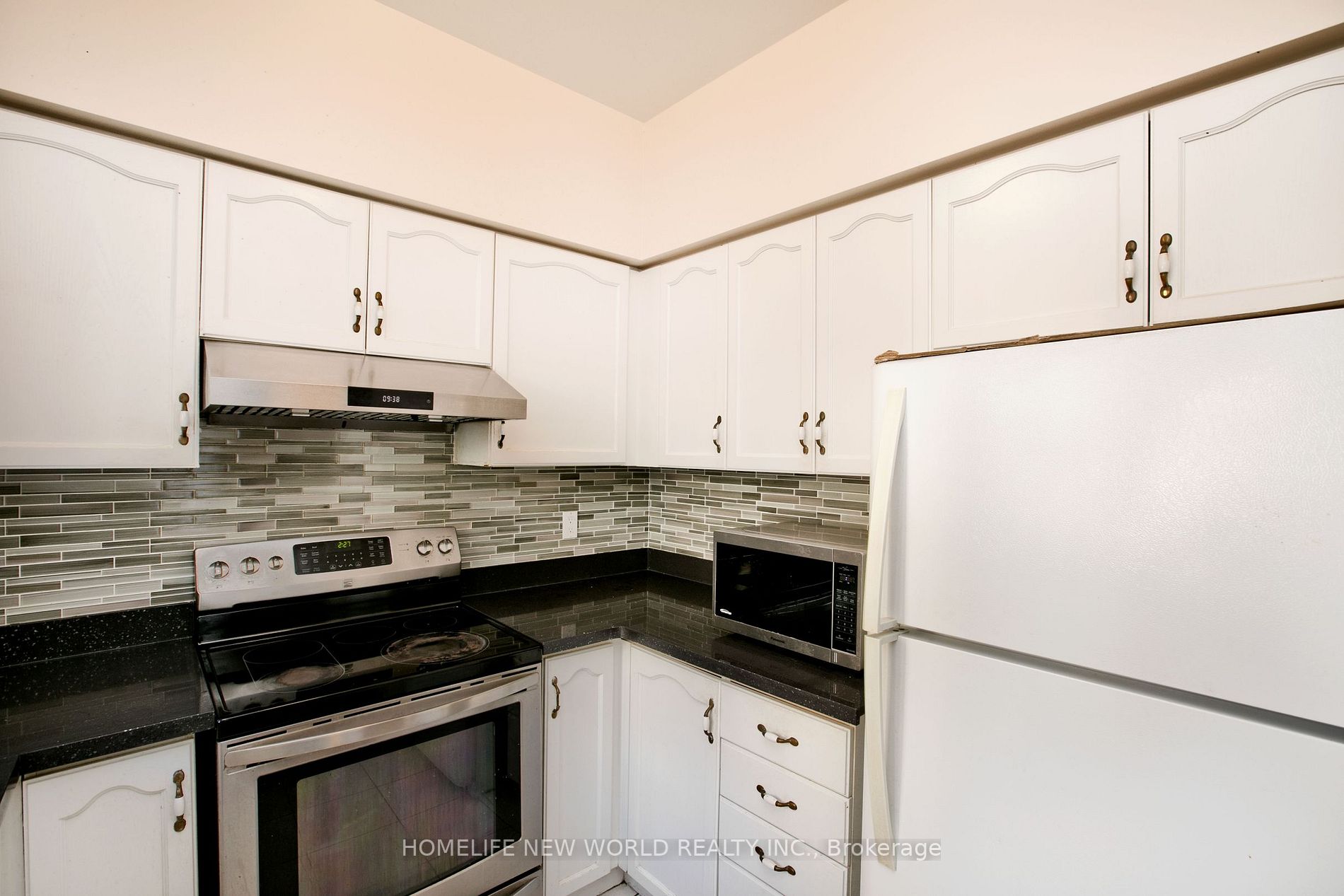 16 Cox Blvd, #6
