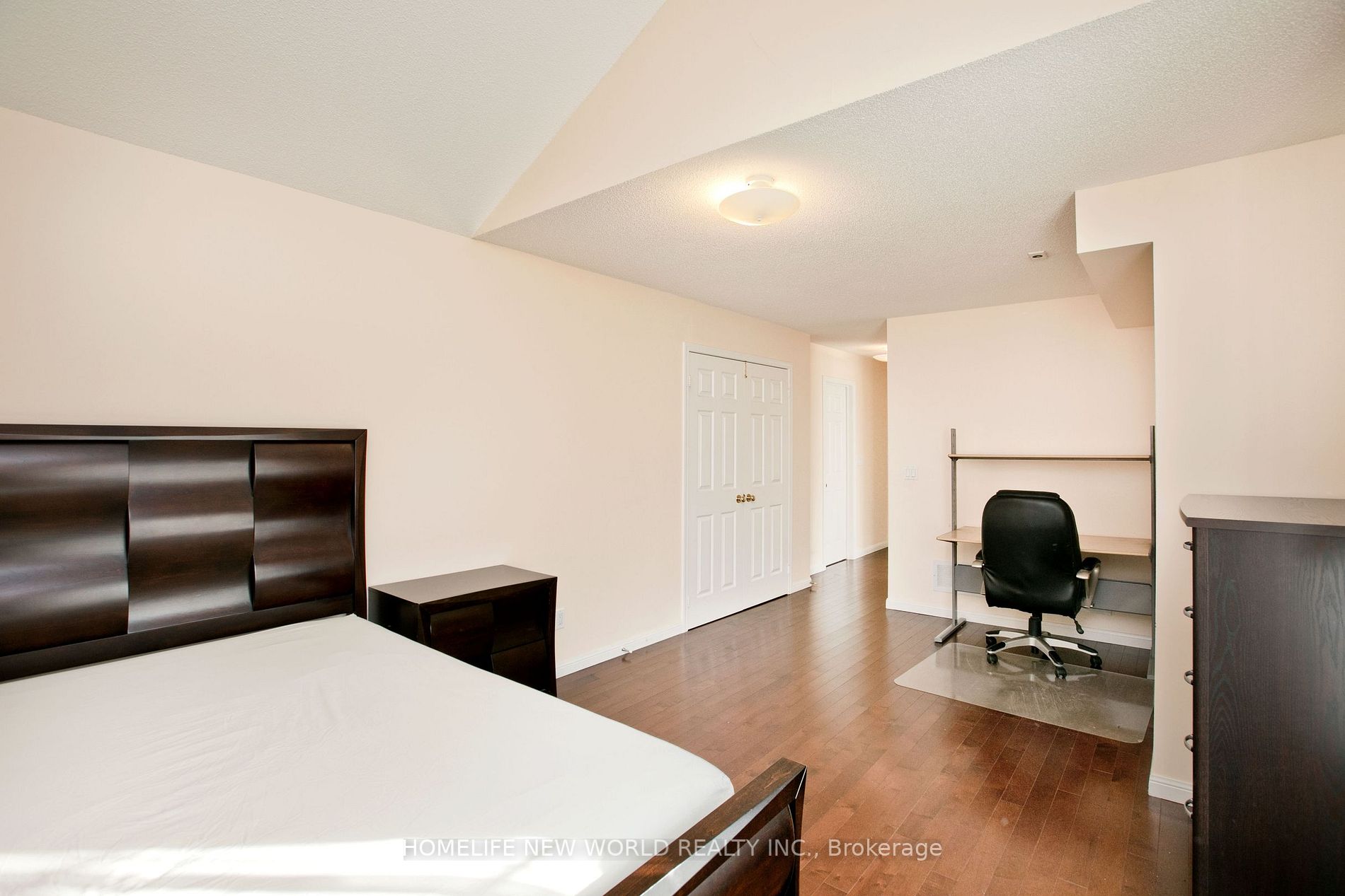16 Cox Blvd, #6