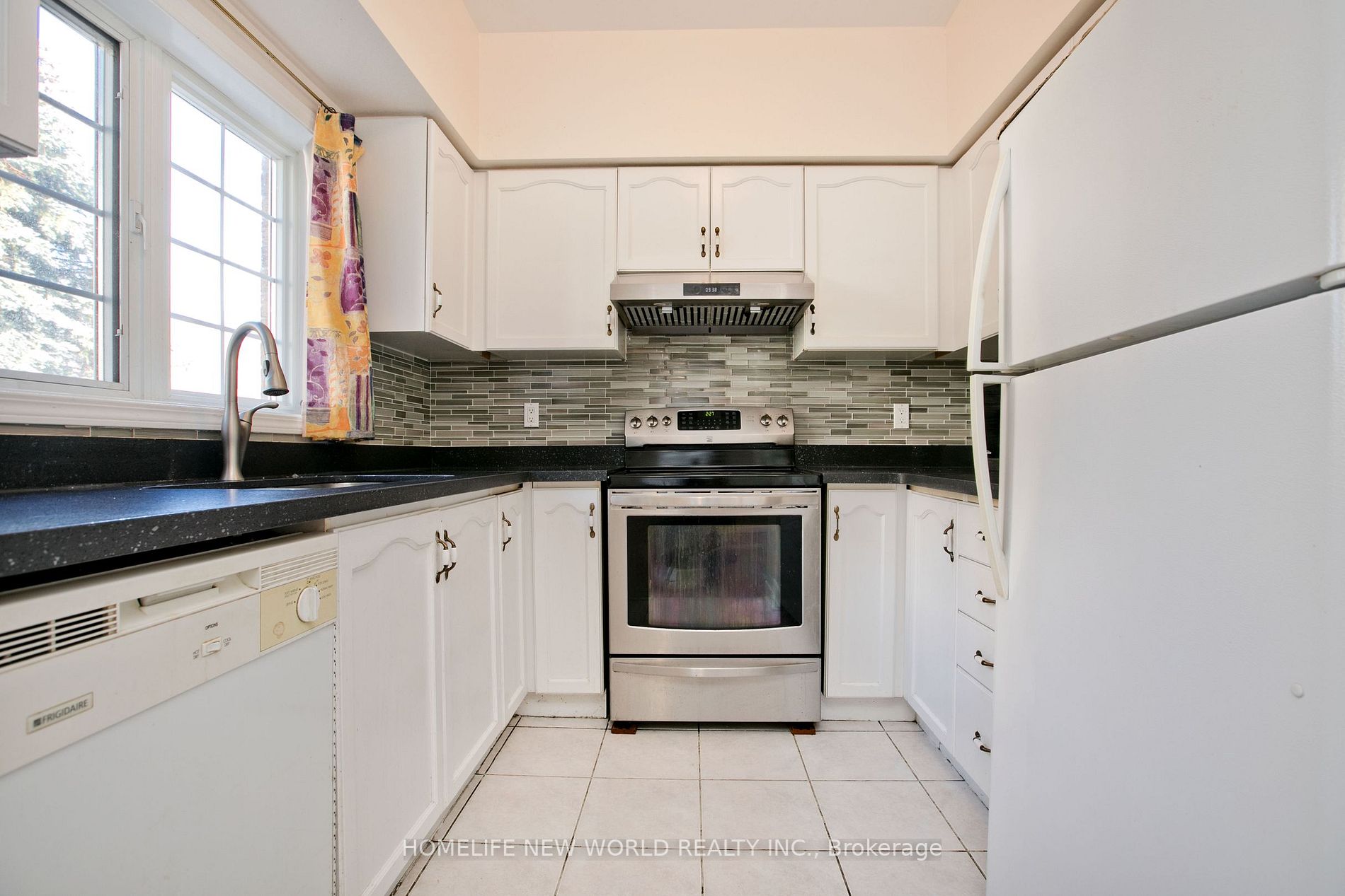 16 Cox Blvd, #6