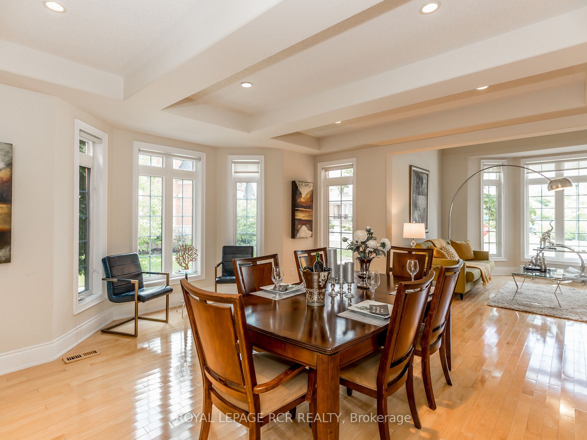 34 Emerald Heights Dr