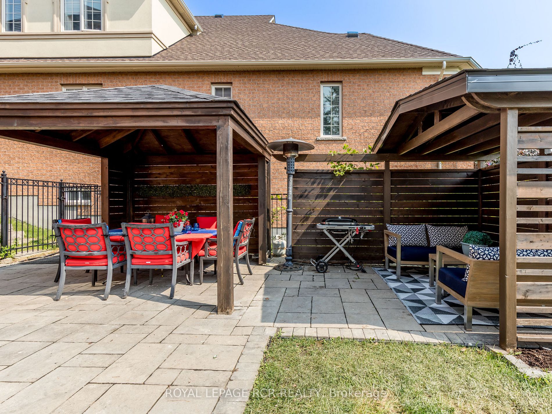 34 Emerald Heights Dr