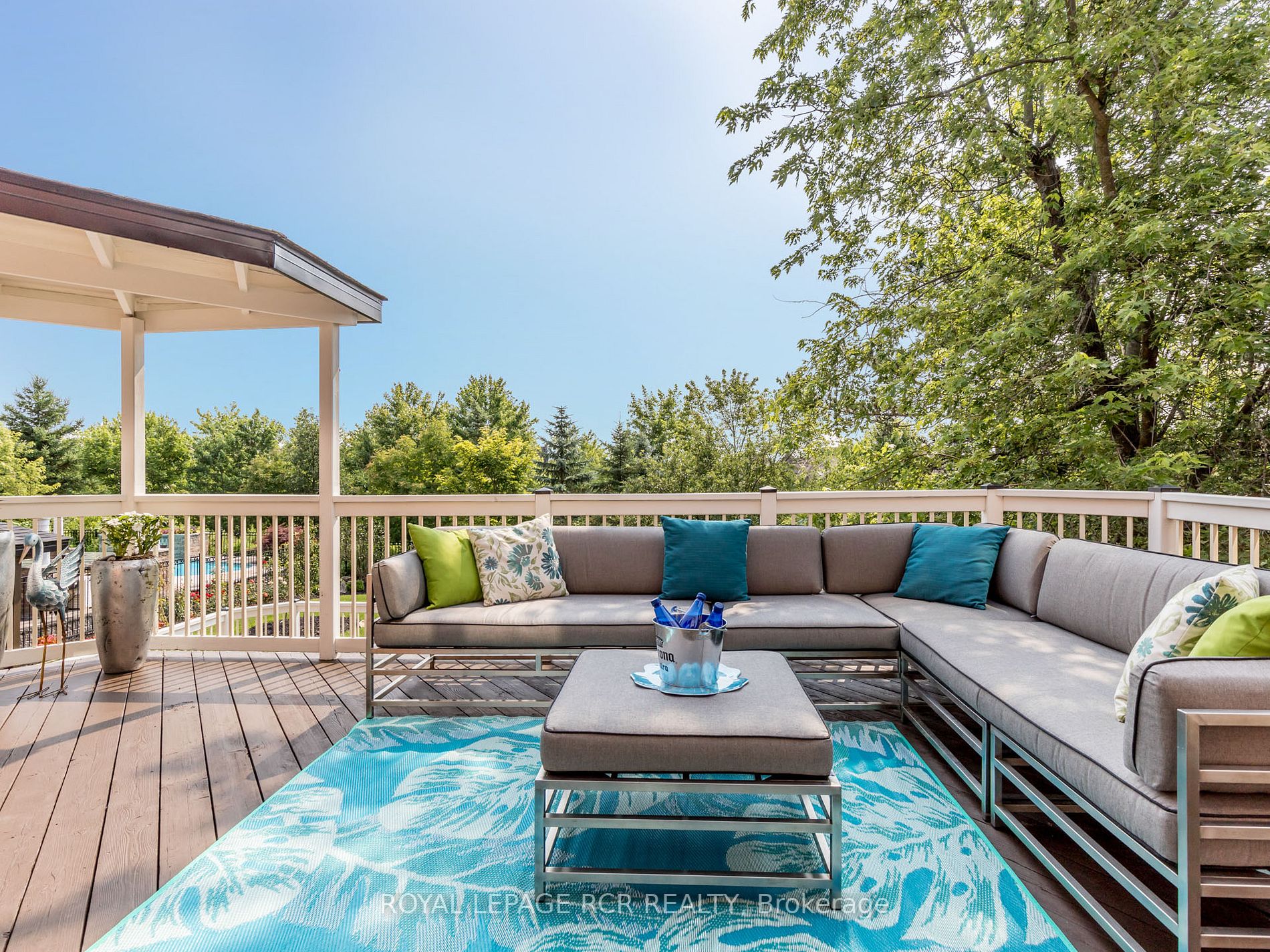 34 Emerald Heights Dr