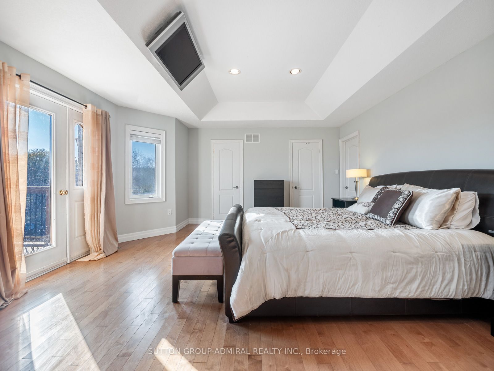 31 Grandview Cres