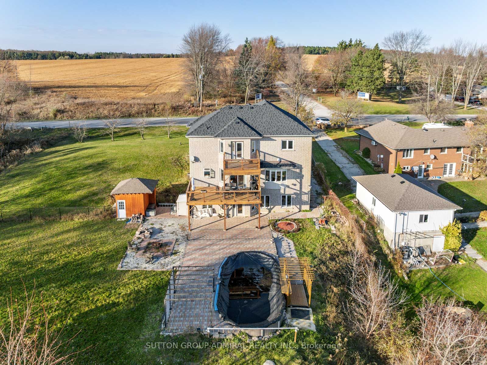 31 Grandview Cres