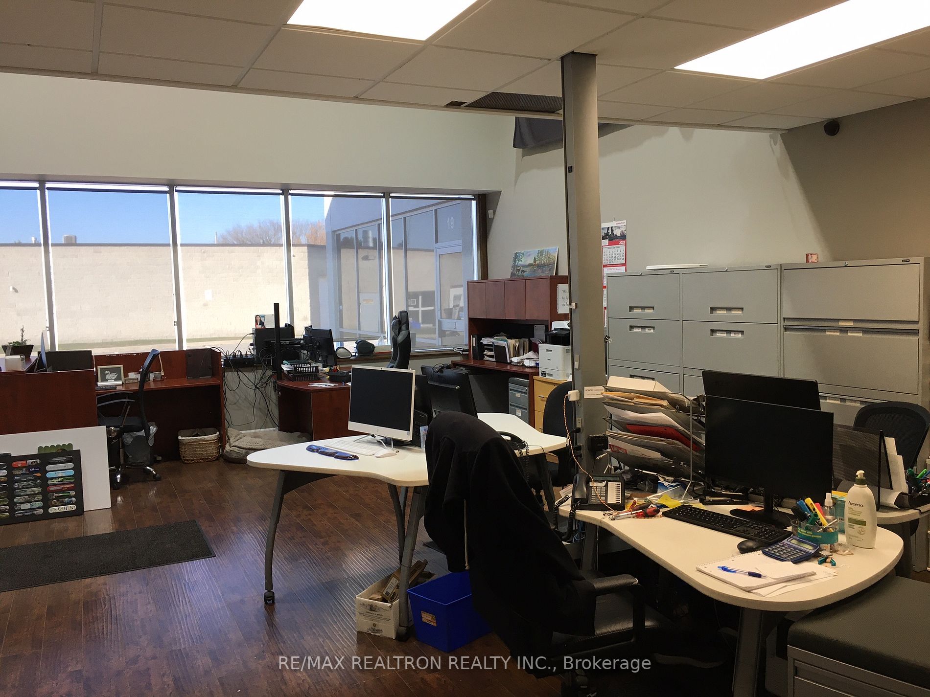 235 Industrial Pkwy S, #18