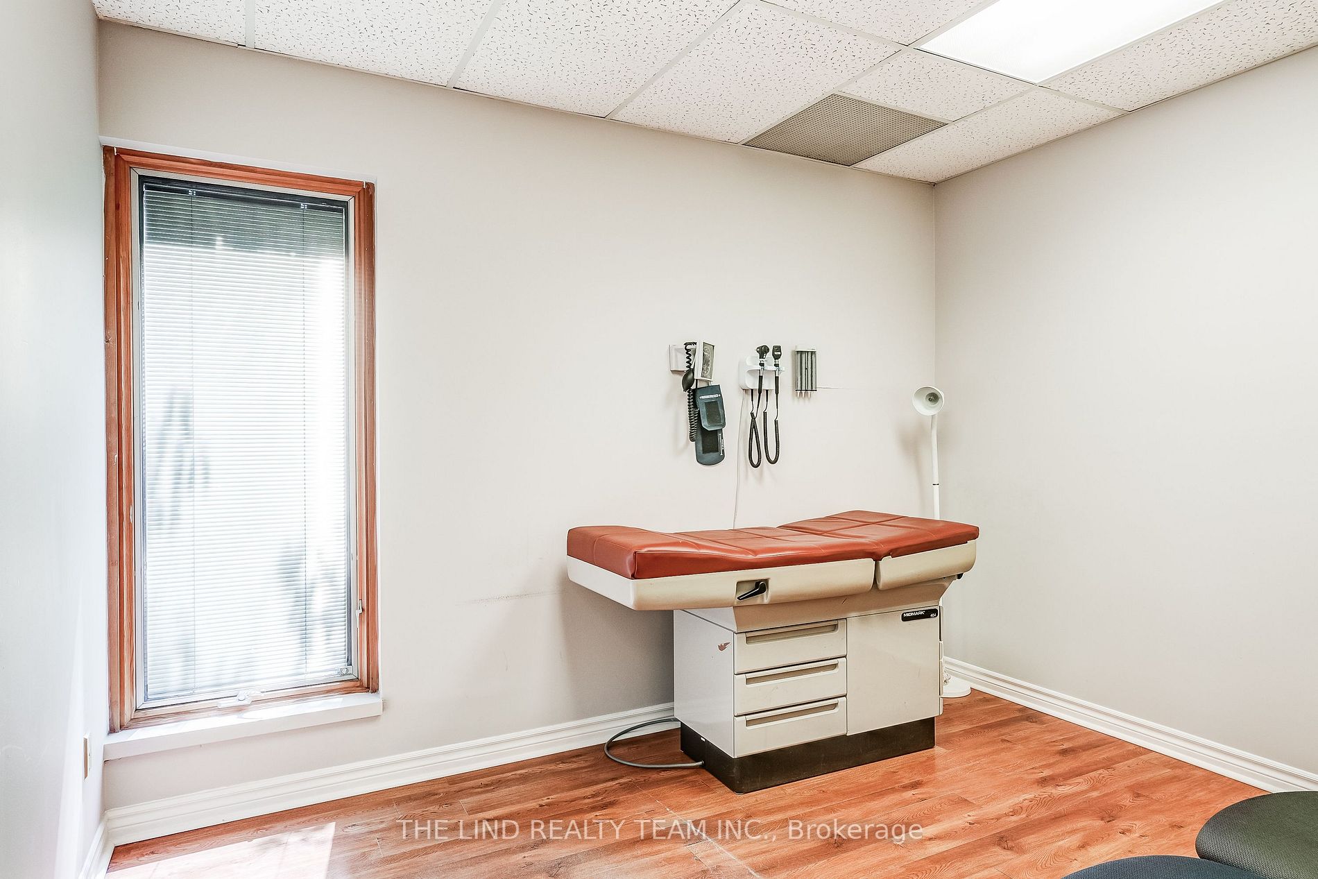 15017 Yonge St, #201
