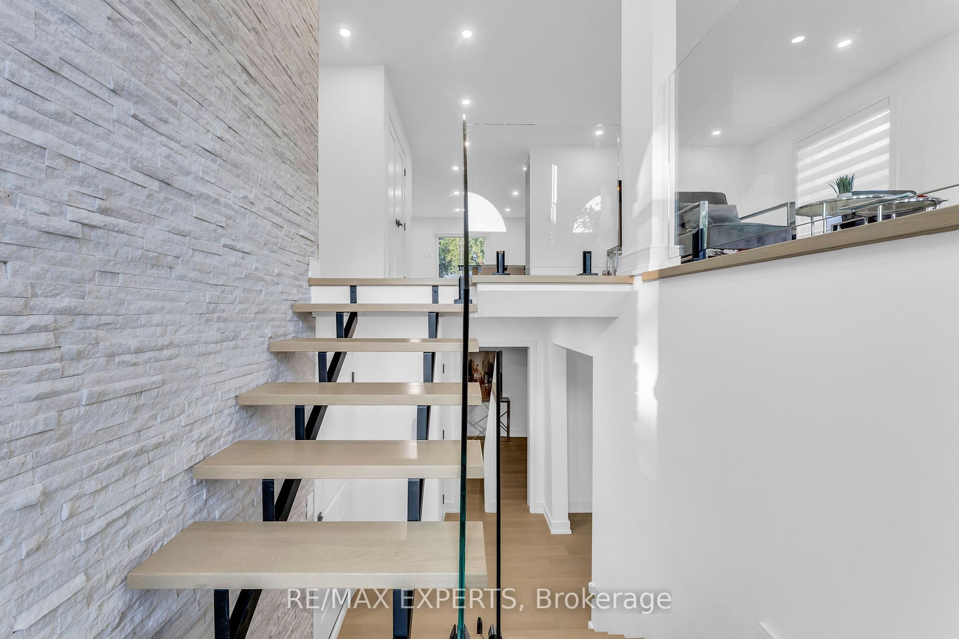 33 Fox Run Lane