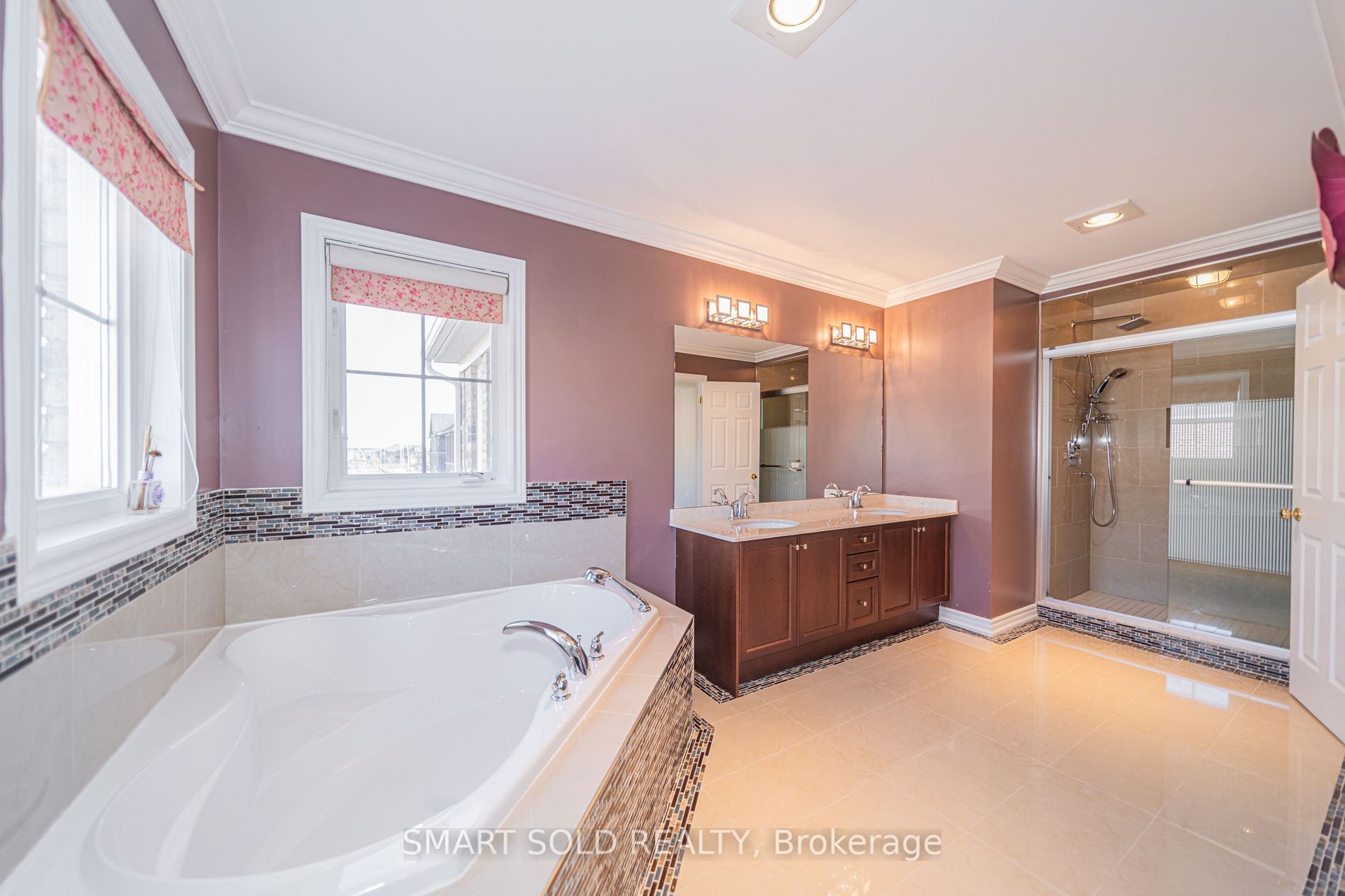 61 Herbert Wales Cres