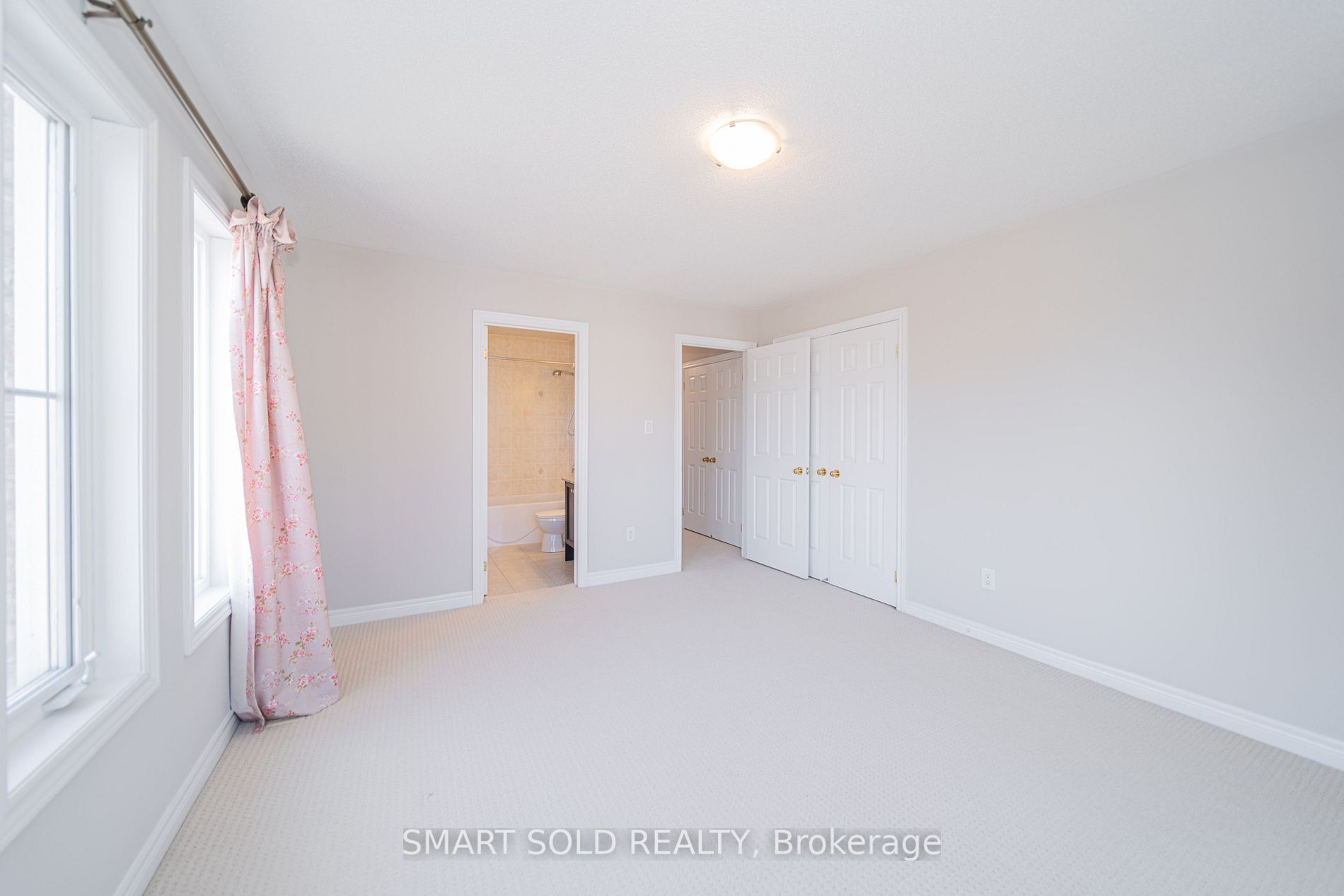 61 Herbert Wales Cres