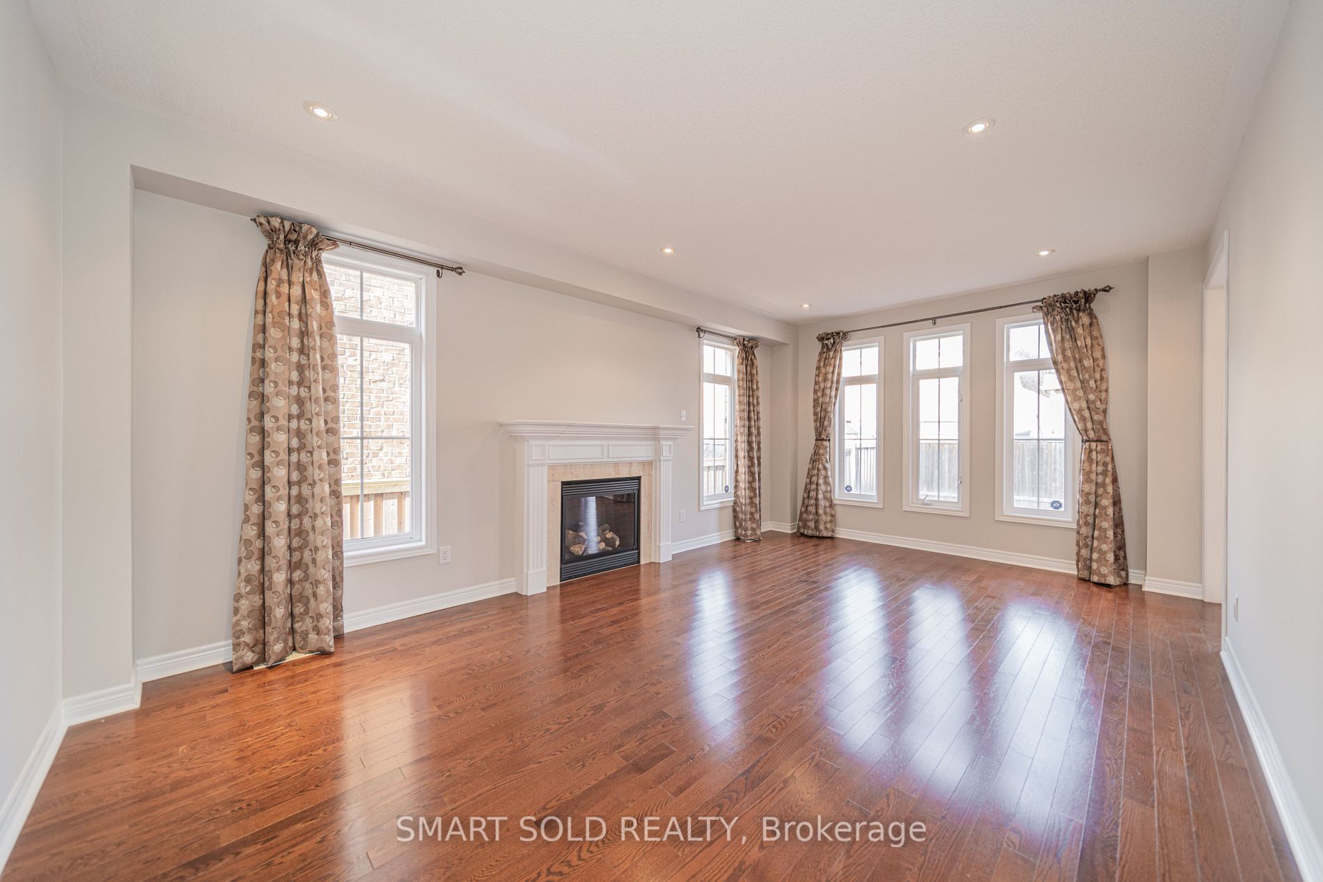 61 Herbert Wales Cres