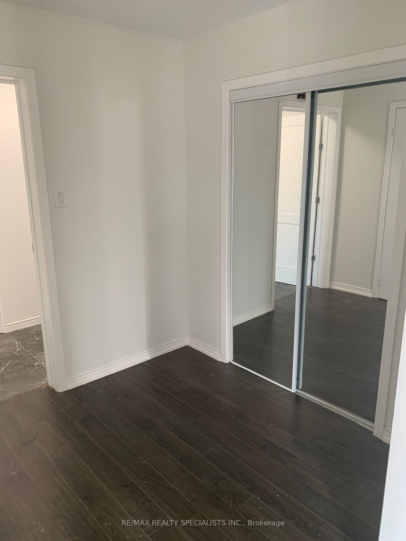 1 River Dr, #2