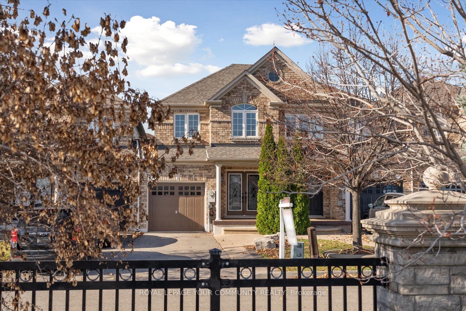169 Venice Gate Dr
